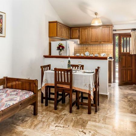 פורוס Areti Apartments מראה חיצוני תמונה