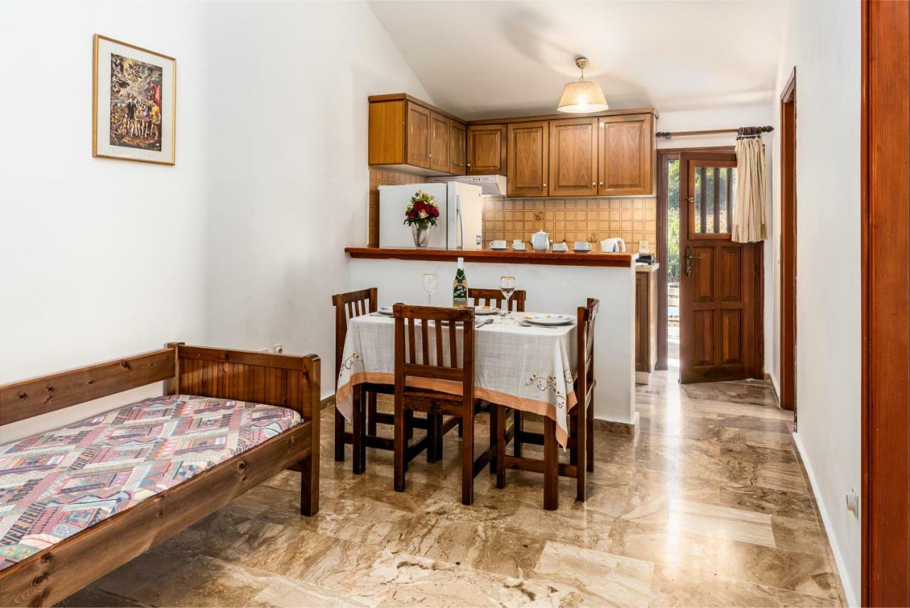 פורוס Areti Apartments מראה חיצוני תמונה