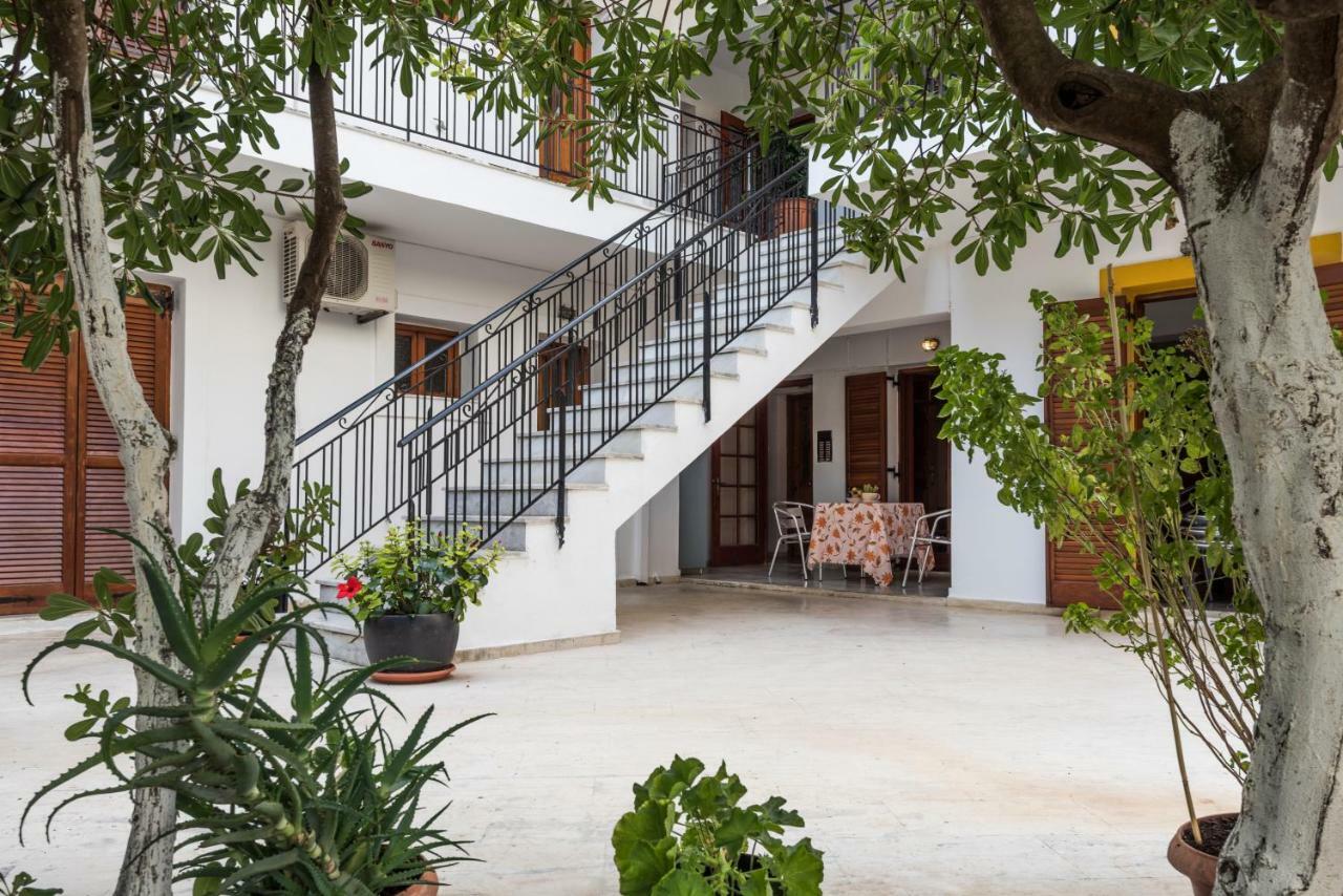 פורוס Areti Apartments מראה חיצוני תמונה