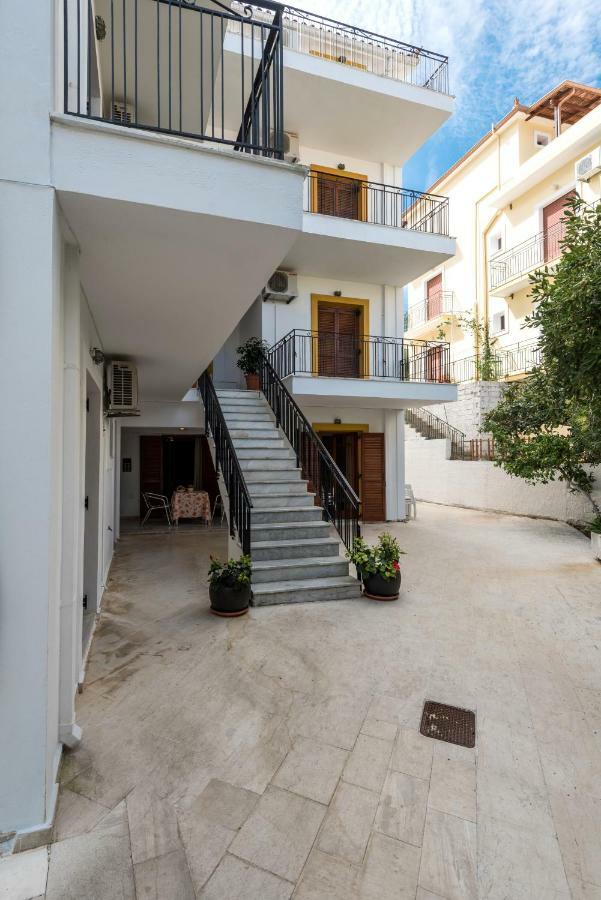 פורוס Areti Apartments מראה חיצוני תמונה