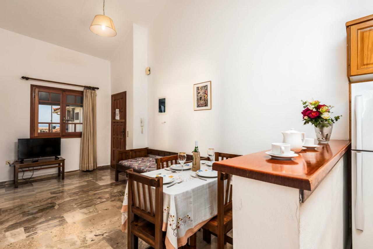 פורוס Areti Apartments מראה חיצוני תמונה